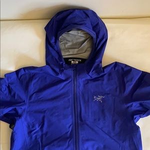Arc’teryx rain jacket, worn once. Gor-Tex.